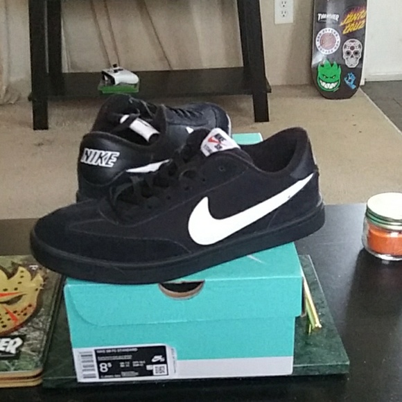 nike sb fc standard